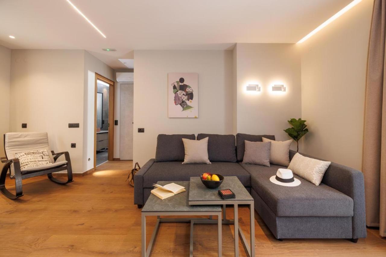 Jolly Suites 이라클리온 외부 사진